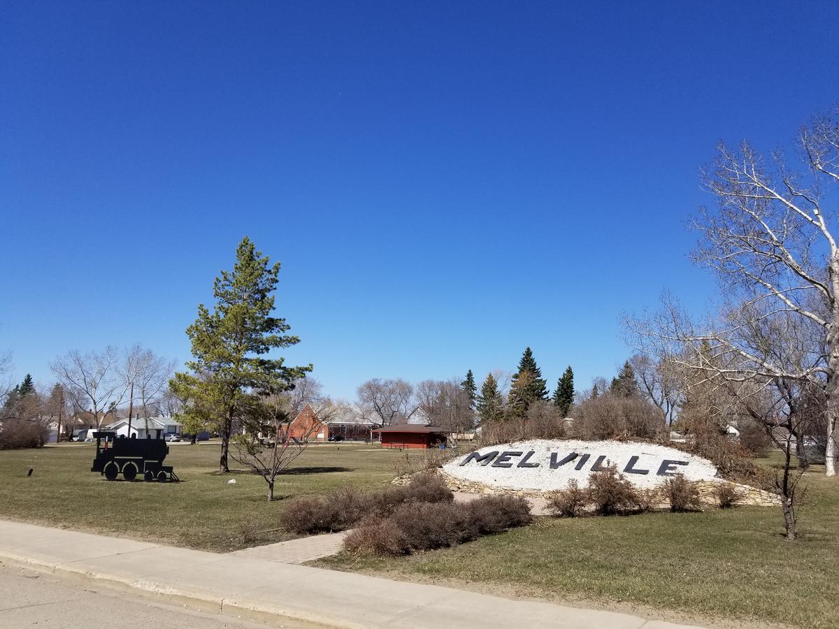 Melsask Motel Melville Exterior photo